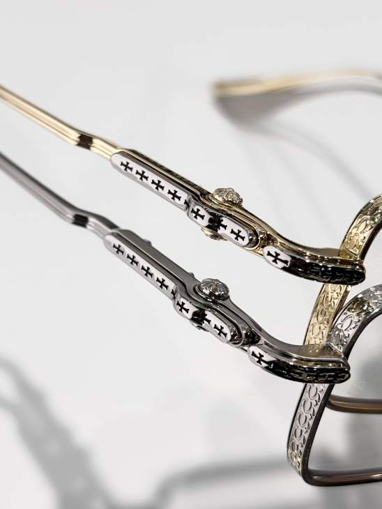 Picture of Chrome Hearts Sunglasses _SKUfw76704451fw